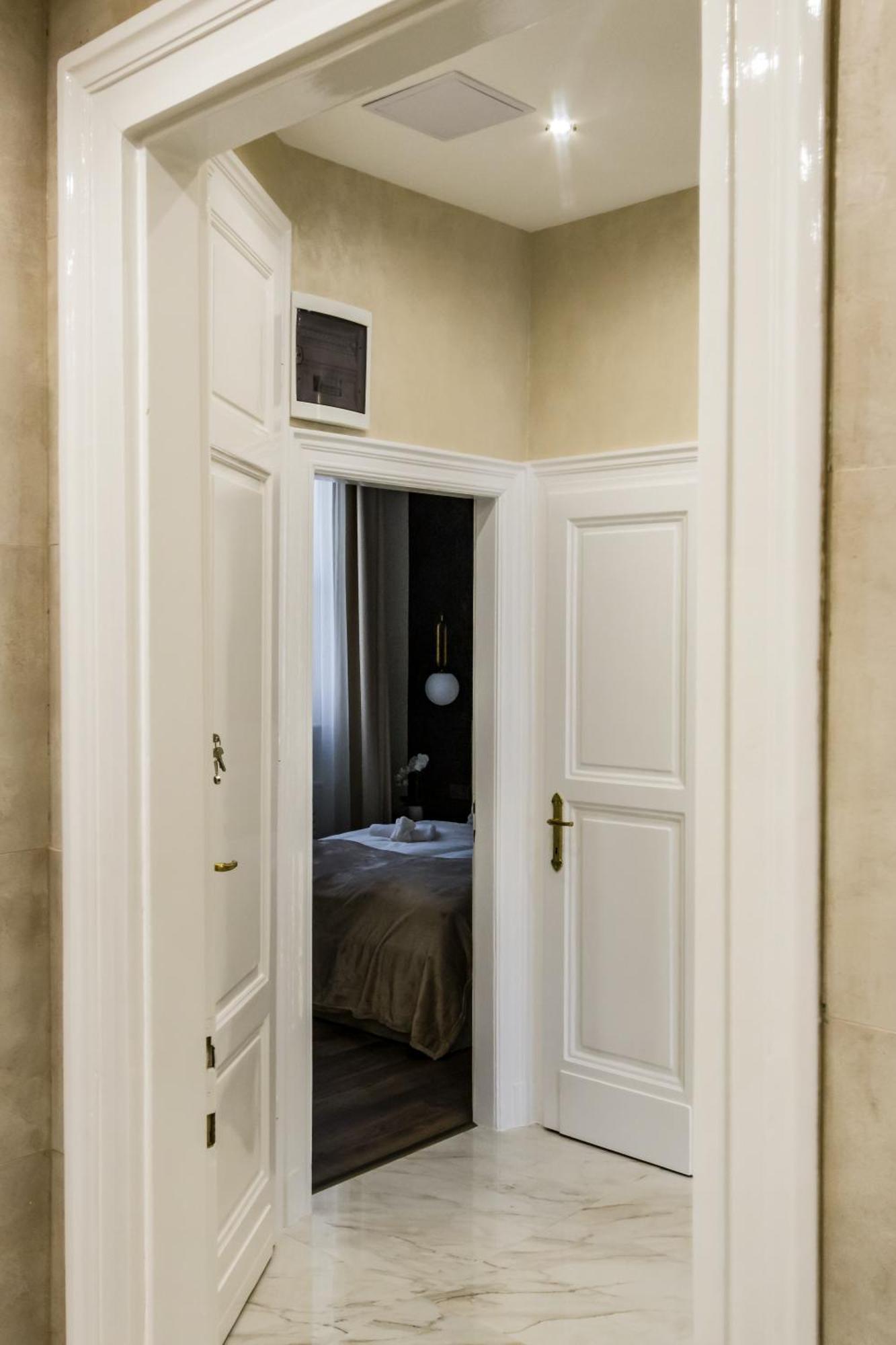 N16 Deluxe Apartment ブダペスト エクステリア 写真