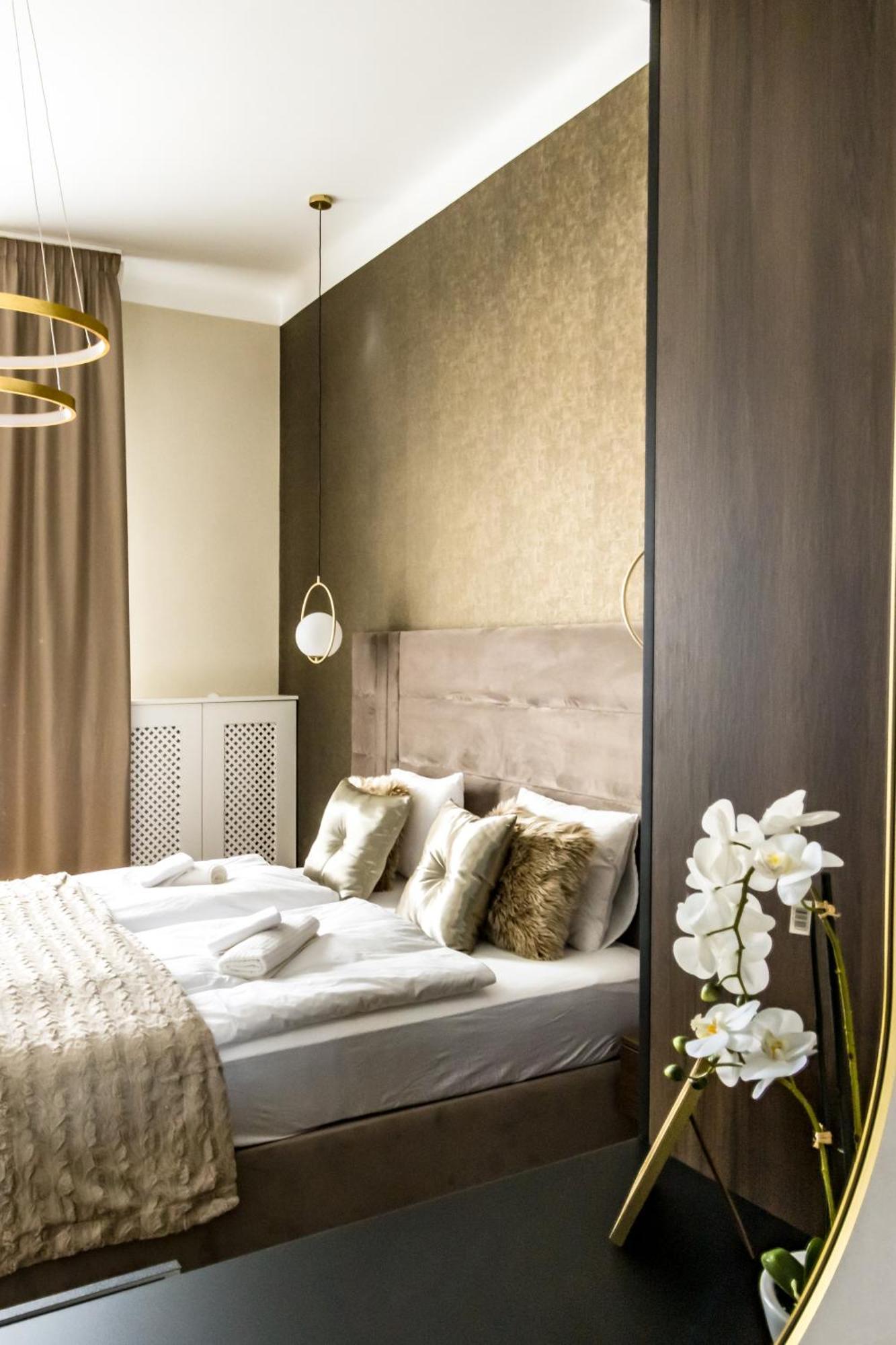 N16 Deluxe Apartment ブダペスト エクステリア 写真